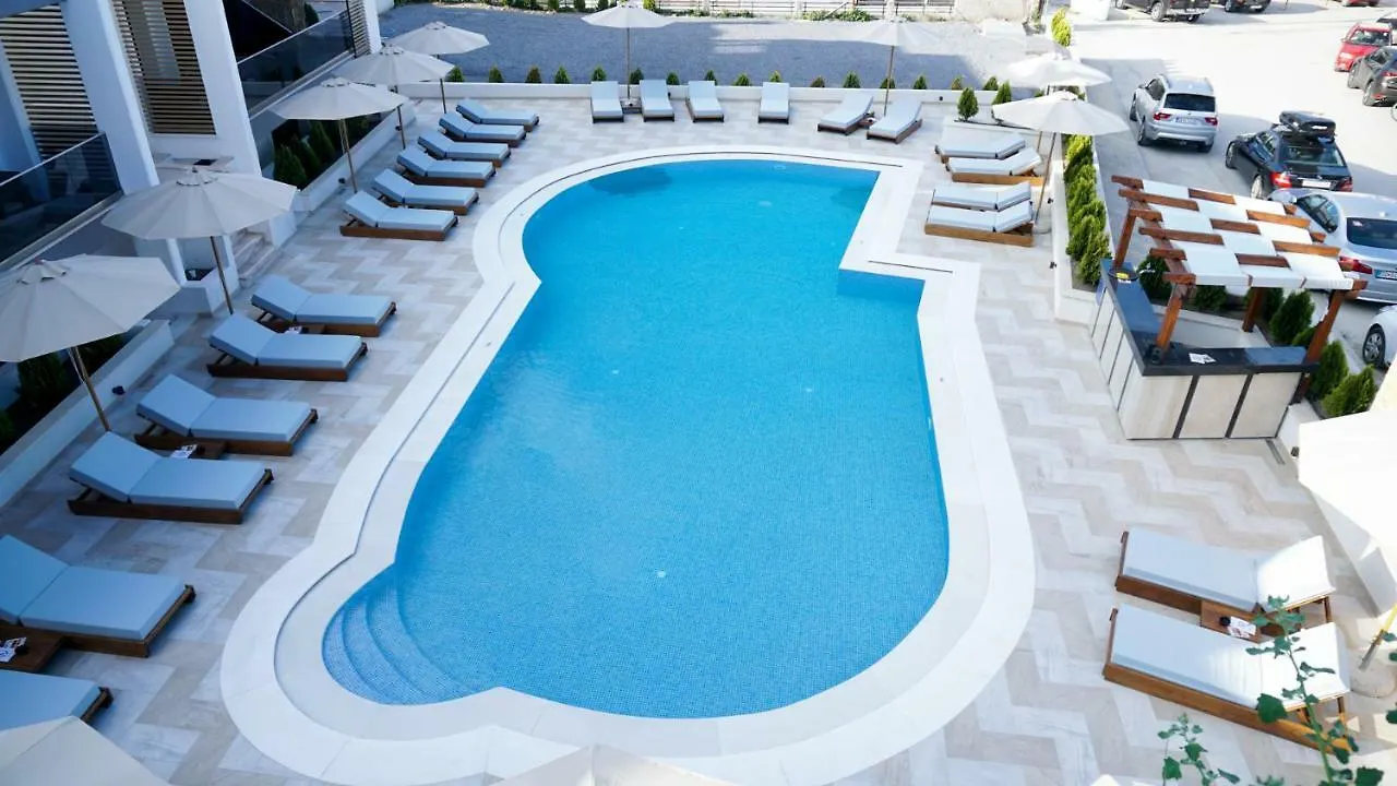Agnes Deluxe Hotel 페프코초리